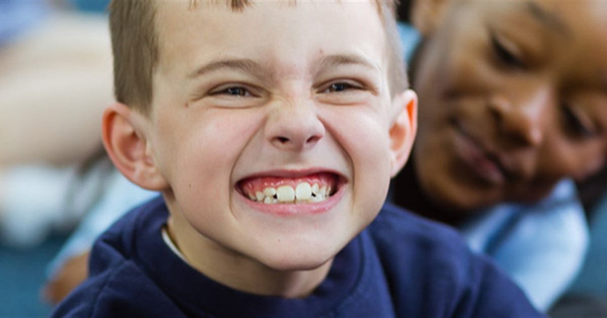 Support community projects | Oral Health Foundation